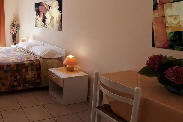 Tek Büyük Yataklı Oda, Ortak Banyo
