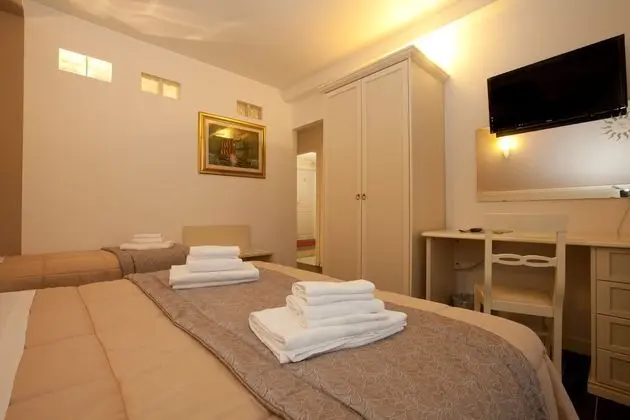 Deluxe Tek Büyük veya İki Ayrı Yataklı Oda, 1 Yatak Odası