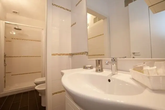 Deluxe Tek Büyük veya İki Ayrı Yataklı Oda, 1 Yatak Odası