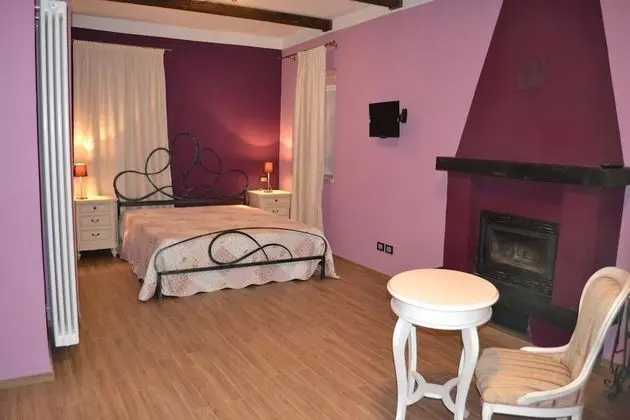 Tek Büyük Yataklı Oda (Nebbiolo)