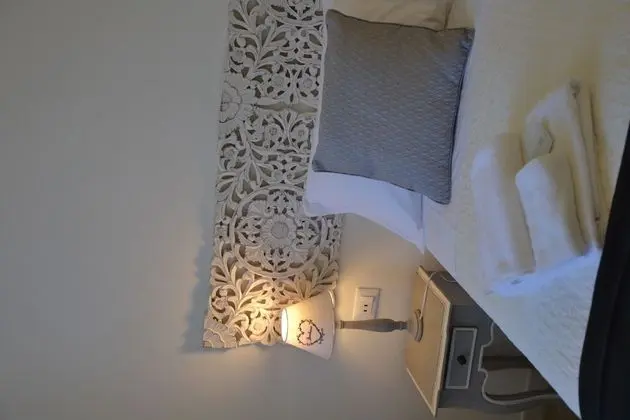 Tek Büyük Yataklı Oda, 2 Tek Kişilik Yatak
