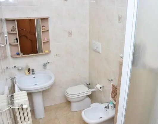 Üç Kişilik Oda, Özel Banyo (External)