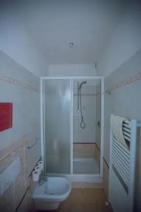 Classic Tek Büyük Yataklı Oda, Balkon, Deniz Manzaralı (Rosa)