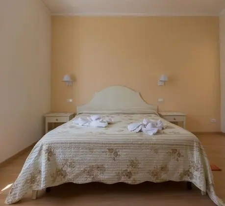 Superior Tek Büyük Yataklı Oda, Küçük Mutfak (Gialla)