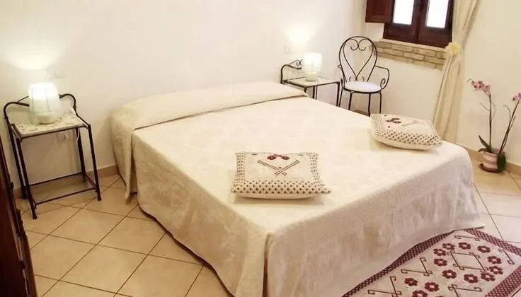 Tek Büyük veya İki Ayrı Yataklı Oda, Özel Banyo