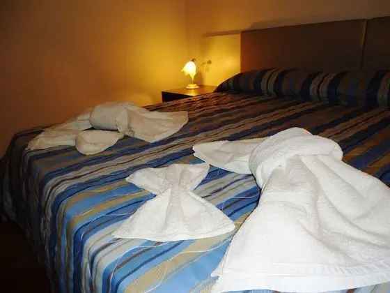 Standard Tek Büyük Yataklı Oda