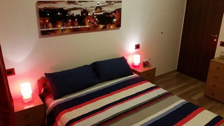 Tek Büyük Yataklı Oda, Bahçe Manzaralı