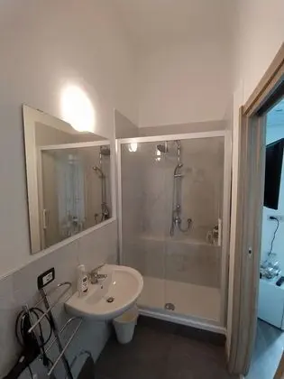 Comfort Tek Büyük veya İki Ayrı Yataklı Oda, Özel Banyo, Şehir Manzaralı