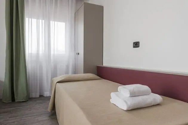 Tek Büyük veya İki Ayrı Yataklı Oda