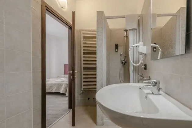 Tek Büyük veya İki Ayrı Yataklı Oda