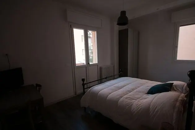 Business Tek Büyük Yataklı Oda