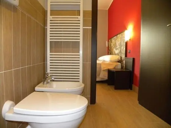 Comfort Tek Büyük veya İki Ayrı Yataklı Oda