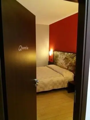 Comfort Tek Büyük veya İki Ayrı Yataklı Oda