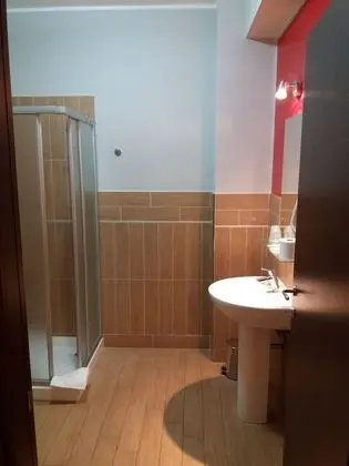 Comfort Tek Büyük veya İki Ayrı Yataklı Oda