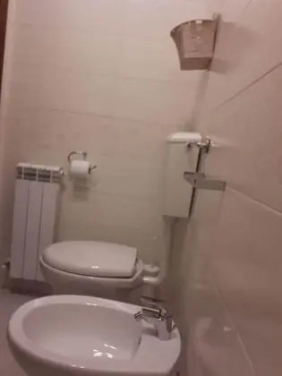 Family Tek Büyük Yataklı Oda