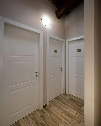 Traditional Sıra Ev, Birden Çok Yatak Odası