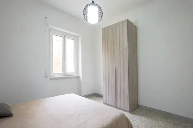 Basic Büyük Yataklı Tek Kişilik Oda