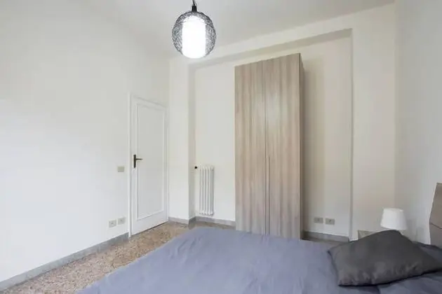 Basic Tek Büyük veya İki Ayrı Yataklı Oda, Ortak Banyo