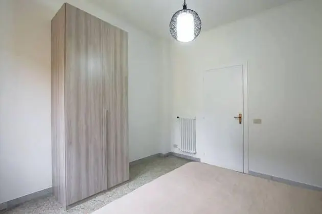 Basic Tek Büyük veya İki Ayrı Yataklı Oda, Ortak Banyo