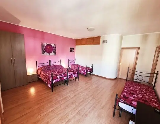 Comfort Dört Kişilik Oda, Banyolu/Duşlu
