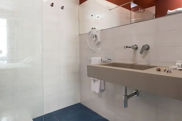 Deluxe Tek Büyük veya İki Ayrı Yataklı Oda