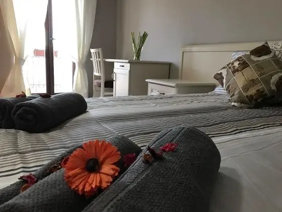 Basic Tek Büyük Yataklı Oda