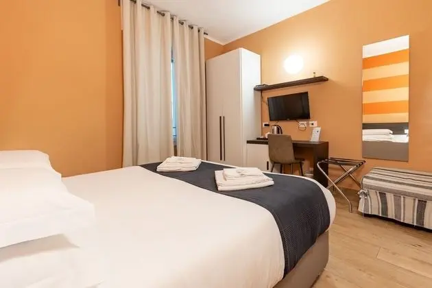 Tek Büyük veya İki Ayrı Yataklı Oda, Özel Banyo