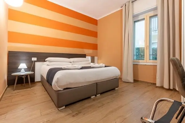 Tek Büyük veya İki Ayrı Yataklı Oda, Özel Banyo