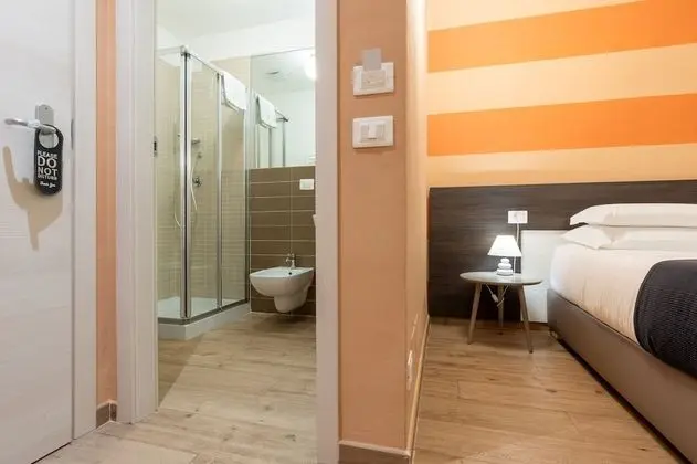 Tek Büyük veya İki Ayrı Yataklı Oda, Özel Banyo