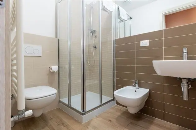 Tek Büyük veya İki Ayrı Yataklı Oda, Özel Banyo