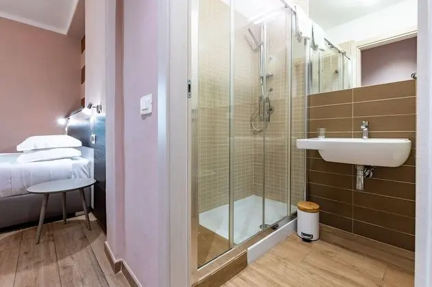 Tek Büyük Yataklı Oda, 1 Büyük (Queen) Boy Yatak, Sigara İçilmez, Özel Banyo
