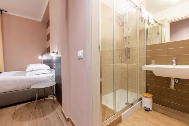 Tek Büyük Yataklı Oda, 1 Büyük (Queen) Boy Yatak, Sigara İçilmez, Özel Banyo