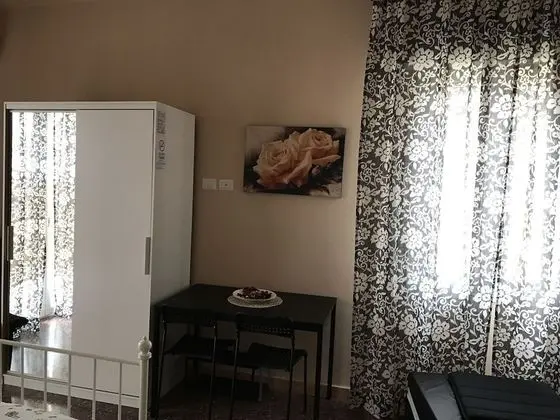 Tek Büyük Yataklı Oda, Ortak Banyo