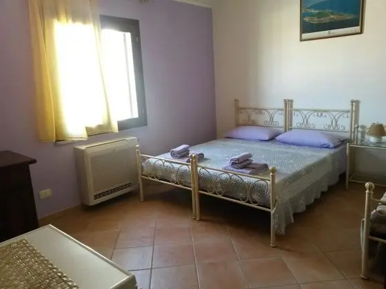 Üç Kişilik Oda