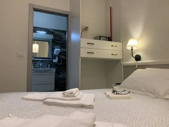 Tek Büyük Yataklı Oda, Veranda
