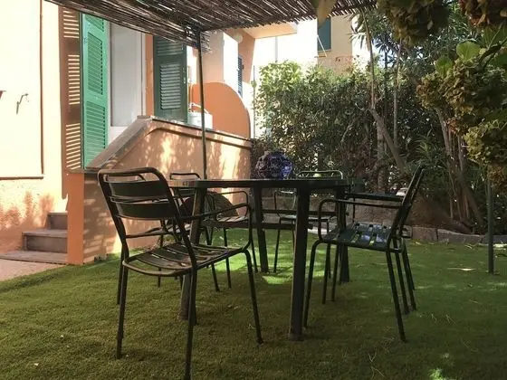 Tek Büyük Yataklı Oda, Veranda