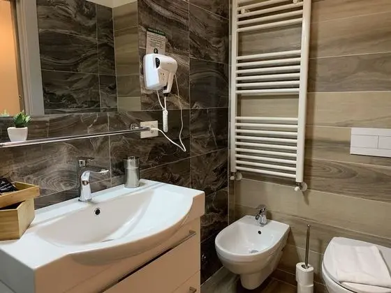 Tek Büyük Yataklı Oda, Veranda