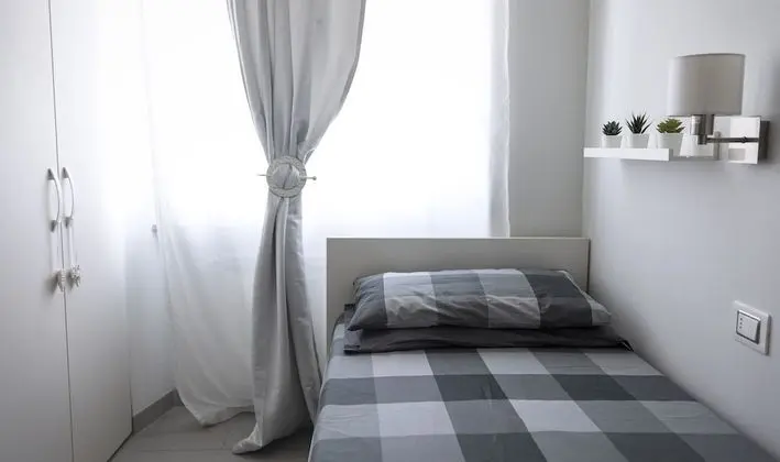 Basic Tek Büyük Yataklı Oda, Birden Çok Yatak, Havuz Manzaralı