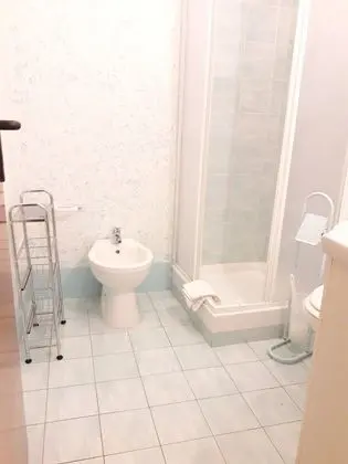 Basic Tek Büyük Yataklı Oda