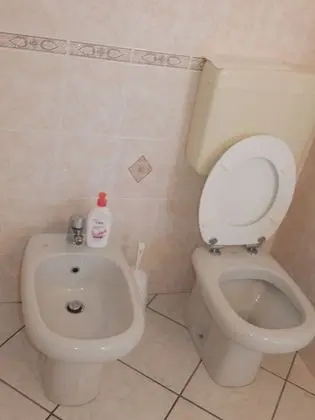 Tek Büyük Yataklı Oda, 1 Büyük (Queen) Boy Yatak, Ortak Banyo