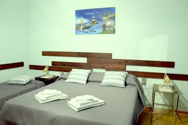 Dört Kişilik Oda, Ortak Banyo, Nehir Manzaralı