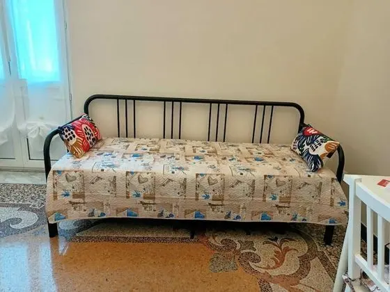 Dört Kişilik Oda, Ortak Banyo