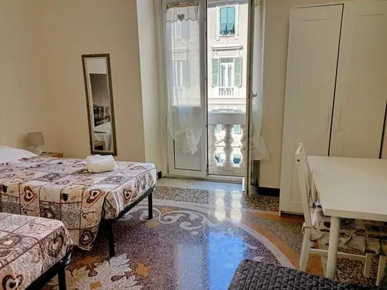 Dört Kişilik Oda, Ortak Banyo