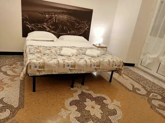 Dört Kişilik Oda, Ortak Banyo