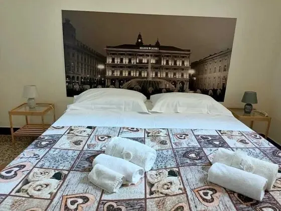 Tek Büyük veya İki Ayrı Yataklı Oda, Ortak Banyo