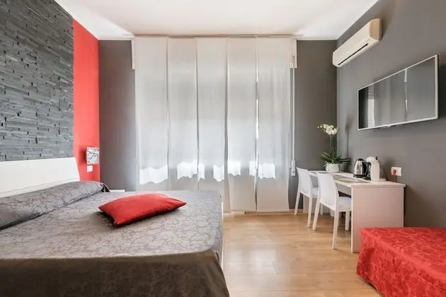 Classic Tek Büyük Yataklı Oda