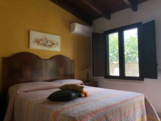 Tek Büyük Yataklı Oda, Sigara İçilmez, Bahçe Manzaralı (Girasole )