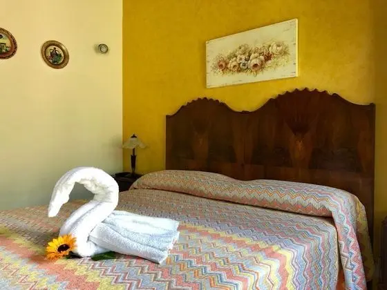 Tek Büyük Yataklı Oda, Sigara İçilmez, Bahçe Manzaralı (Girasole )