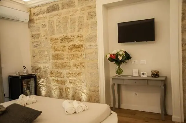 Deluxe Tek Büyük Yataklı Oda, Balkon (2)