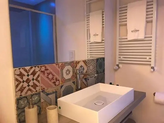 Tek Büyük Yataklı Oda, 1 En Büyük (King) Boy Yatak (1)